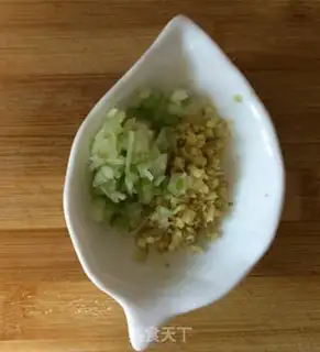 Make Old Beijing noodles step 3