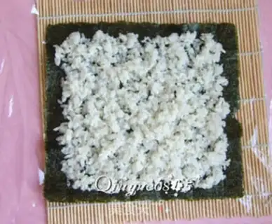 Make Flipping cherry sushi step 5