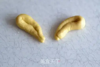 Make Rabbit bread step 5