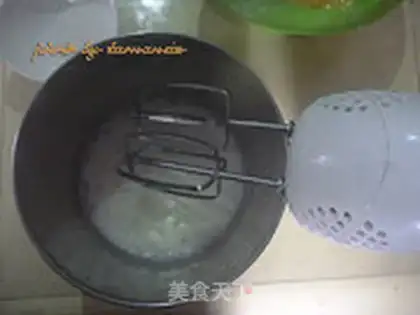 Make Cake with cream cream step 5
