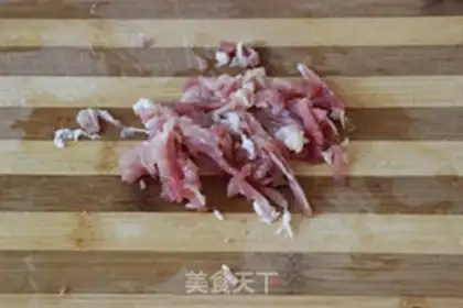 Make Spam noodles step 1
