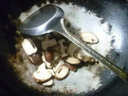 Make Fry mushrooms step 2