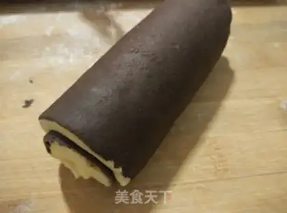 Make A wheeled cheese cookie step 6