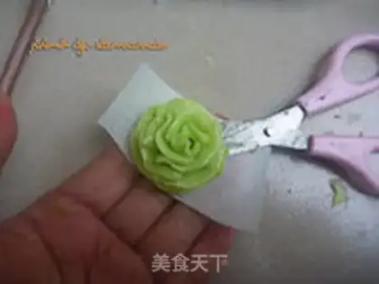 Make Cake with cream cream step 21