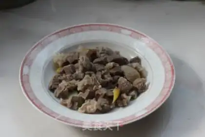 Make Red beef noodles step 3