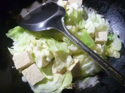 Make Shrimp and cabbage step 5