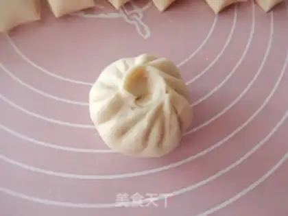 Make Kyoyo onion meat bun step 11
