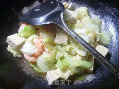 Make Shrimp and cabbage step 12