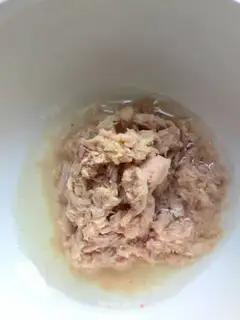 Make Cucumber salad with tuna acid step 2