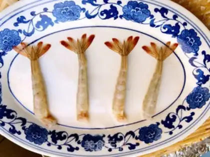 Make Japanese cheese cherry and shrimp sticks step 4
