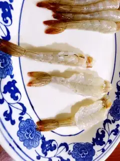 Make Japanese cheese cherry and shrimp sticks step 5