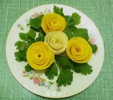 Make Rose omelet step 2