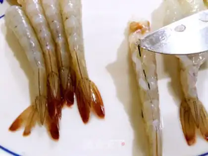 Make Japanese cheese cherry and shrimp sticks step 6