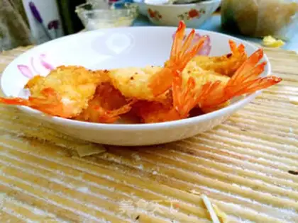 Make Japanese cheese cherry and shrimp sticks step 16