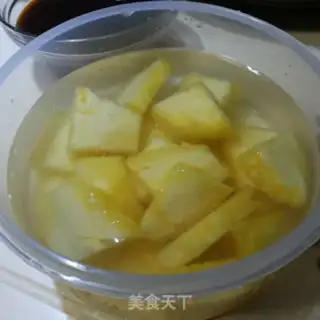 Make Pineapple crotch step 1
