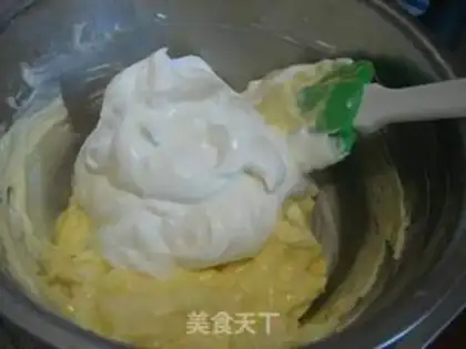 Make The soft version of Tiramisou step 8