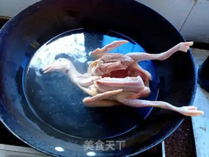 Make Chicken blood vines, weed pigeon soup step 1