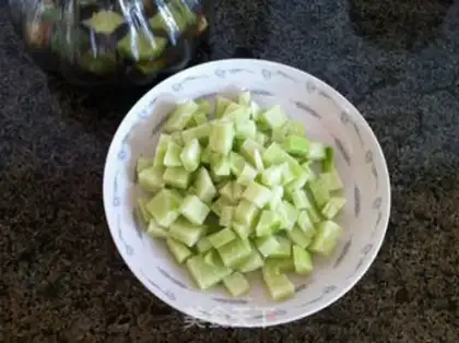 Make Roach shrimp and tofu step 0