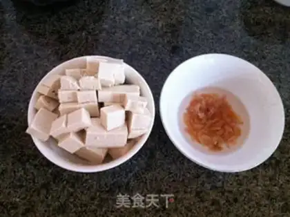 Make Roach shrimp and tofu step 1