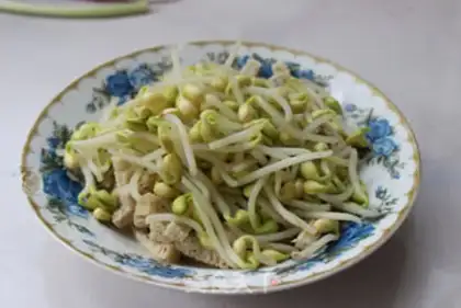 Make Roasted bean sprouts step 3