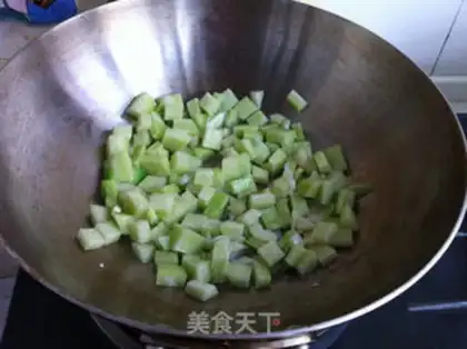 Make Roach shrimp and tofu step 4