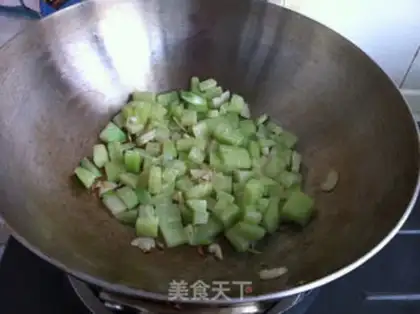 Make Roach shrimp and tofu step 5