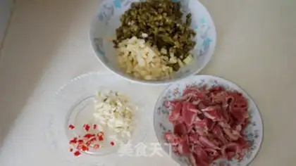 Make Sourbeans, fried chicken step 1