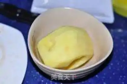 Make Pineapple crotch chicken skeleton step 0