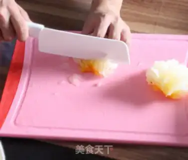 Make Silver Ear Lotus soup step 2