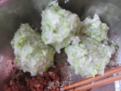 Make The cabbage dumplings step 4