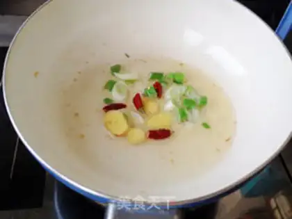 Make Red-tree chestnut chicken step 2