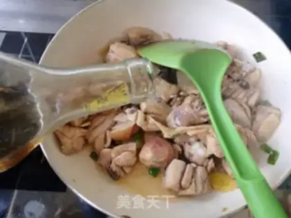 Make Red-tree chestnut chicken step 4