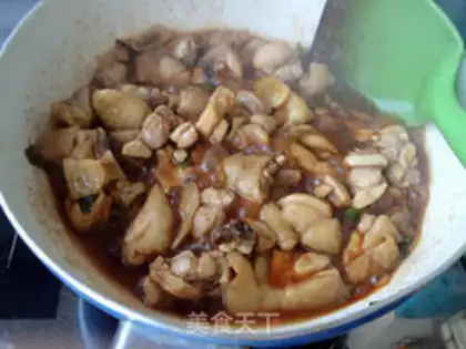 Make Red-tree chestnut chicken step 6