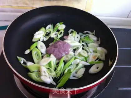 Make Shrimp onions fried tofu step 2