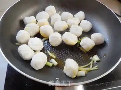 Make Curry fishballs step 5