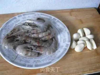 Make Garlic shrimp step 0