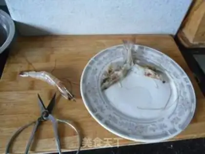 Make Garlic shrimp step 1