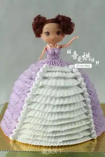 Make Barbie doll cake step 11