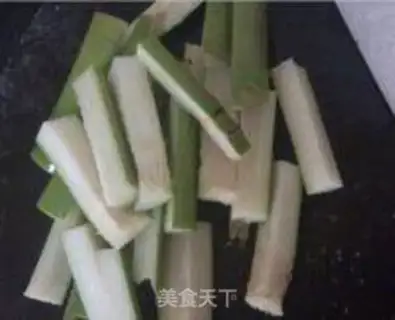 Make Snowgrass cane step 1