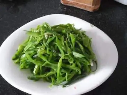 Make Sesame sauce with lentils step 4