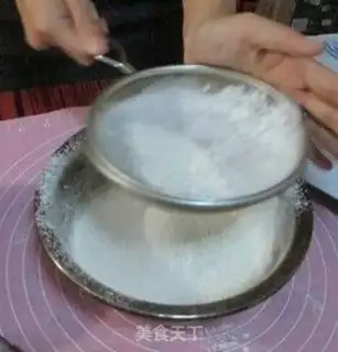 Make Barbie doll cake step 7
