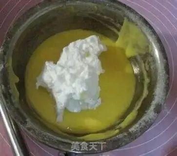 Make Barbie doll cake step 9