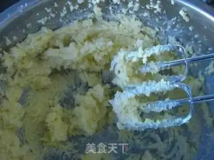 Make A golden orange cake step 1