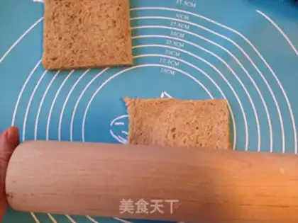 Make Squidfish rolls step 0