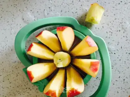 Make Apple flower elf step 2