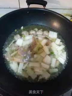 Make Pork shrimp meatball soup step 8