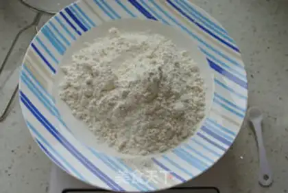 Make raisin oatmeal step 1
