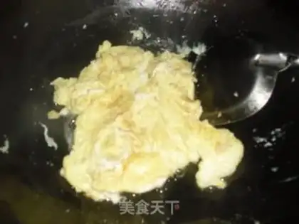 Make Crab mushrooms and fried eggs step 2