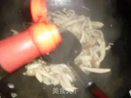 Make Crab mushrooms and fried eggs step 3