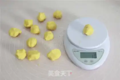 Make mini pumpkin cookies step 6